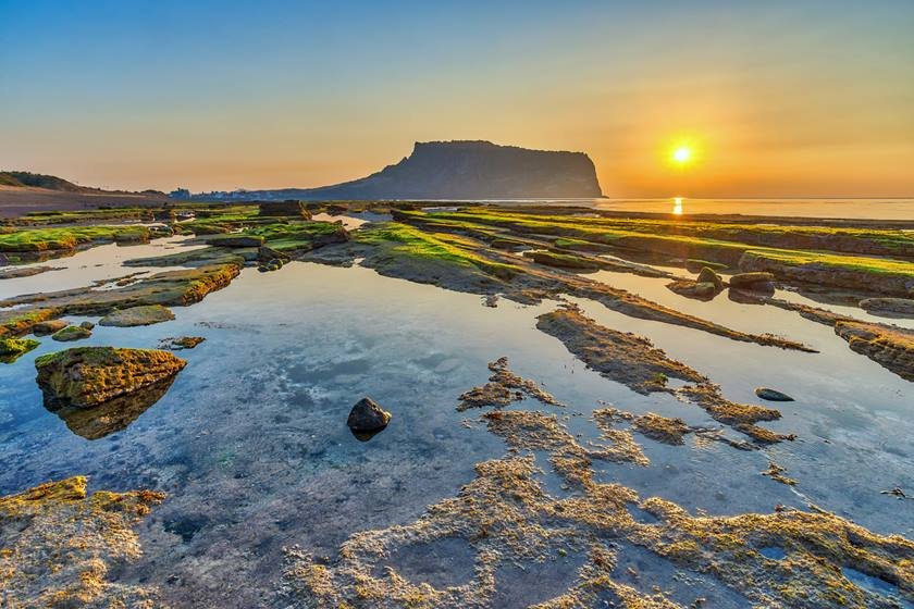 Sunrise at Jeju Do Seongsan Ilchulbong, Jeju Island, South Korea
