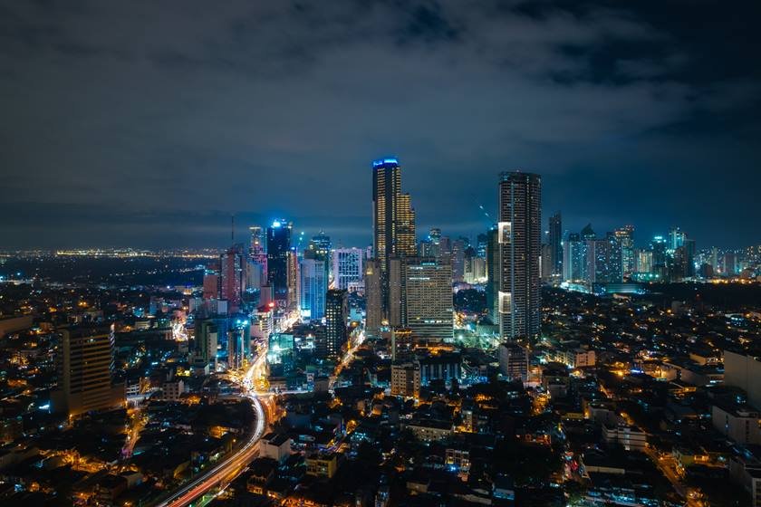 Manila skyline at night