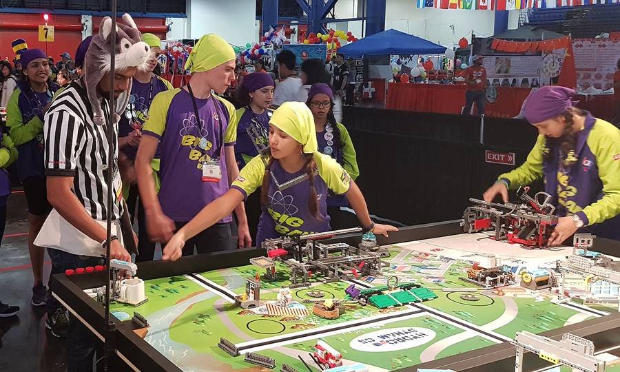 Notícia - Equipes da Udesc Alto Vale participam de um dos maiores torneios  de robótica do País