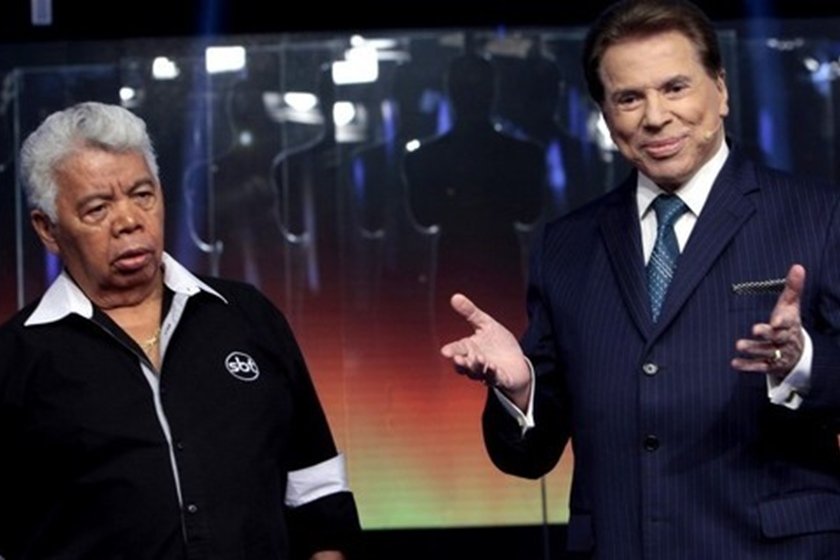 Silvio Santos deu casarão de presente para Roque: assistente mora no  interior de SP, Zappeando Celebs