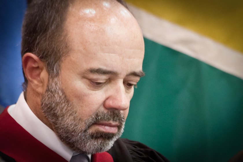 Juiz Roberto Caldas agressão