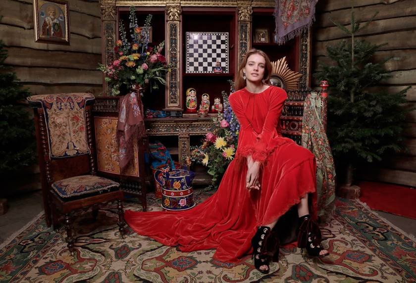 Modelo russa Natalia Vodianova é ícone fashion da Copa do Mundo