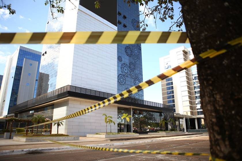 Vagas interditadas no SBS 1