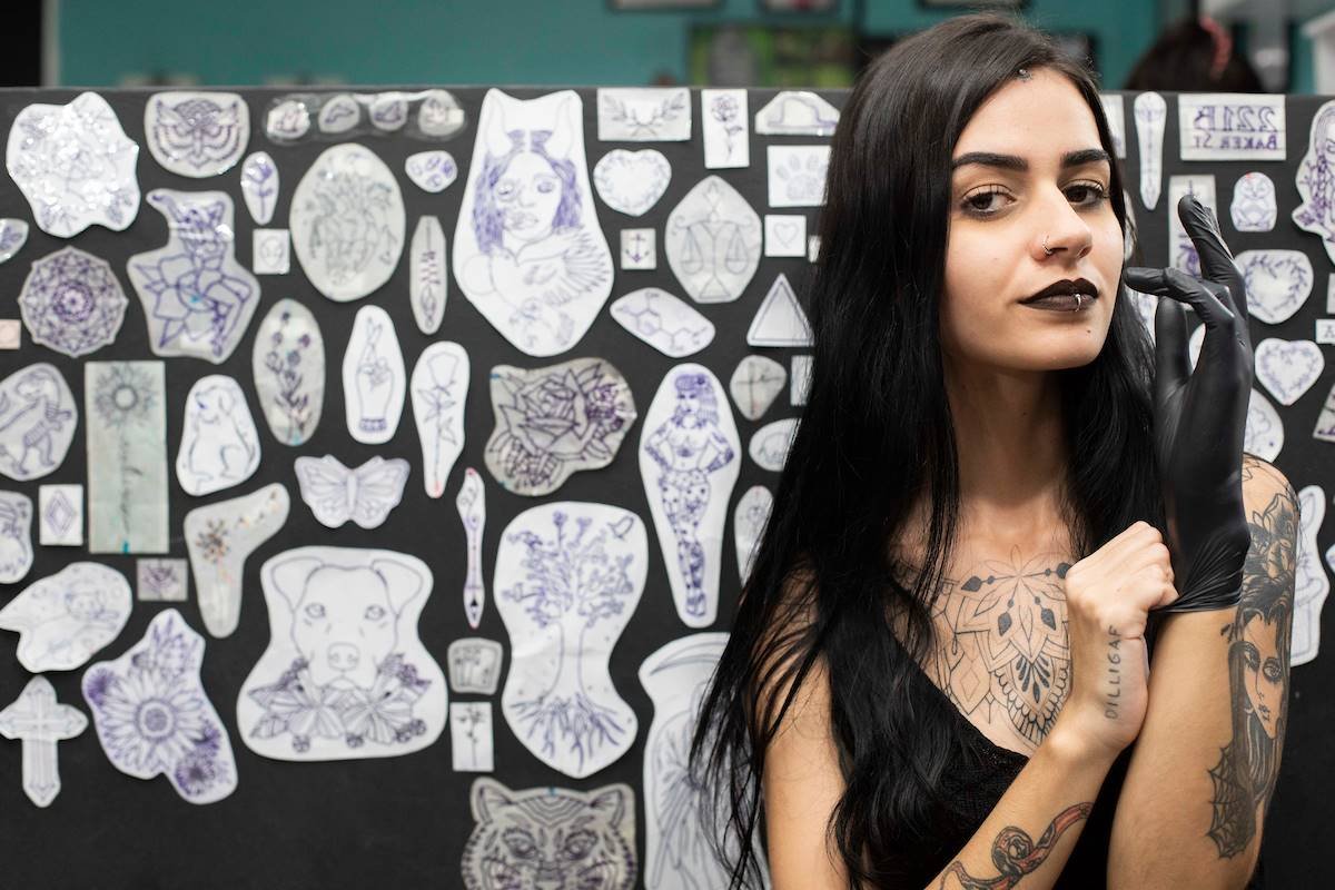 Estúdio de Tatuagem com equipe feminina