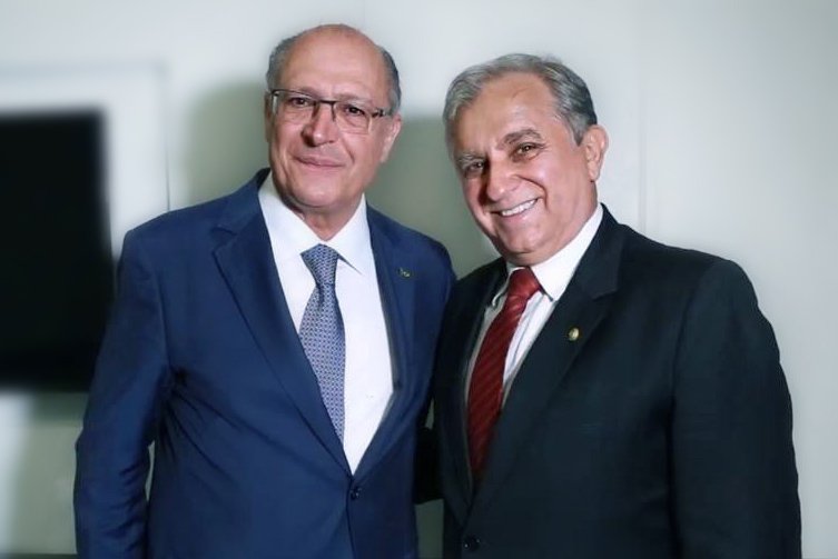 Alckmin e Izalci