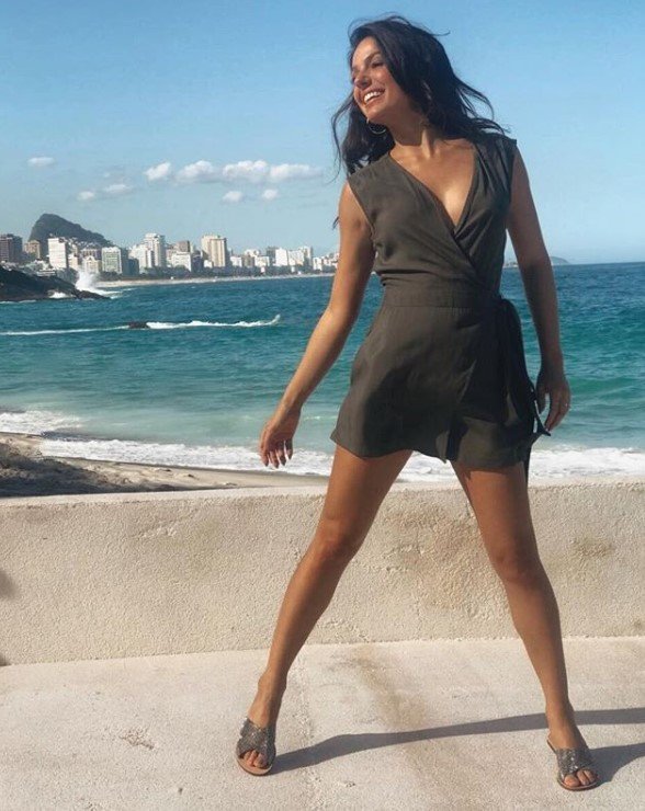 Isis Valverde