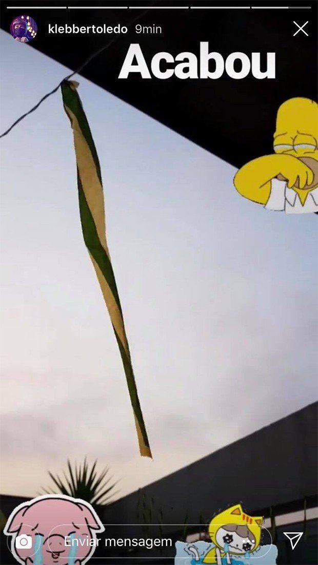 121