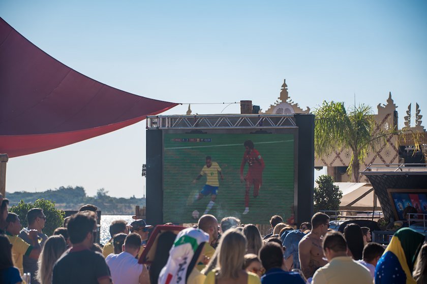Brasília (DF), 06/07/2018 Jogo do Brasil Na Praia Local: Na Praia Orla do Lago Foto: Hugo Barreto/Metrópoles