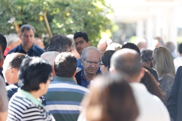 Milton barbosa, enterro