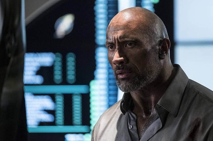 Dwayne Johnson revela traje do 'Adão Negro' - Olhar Digital