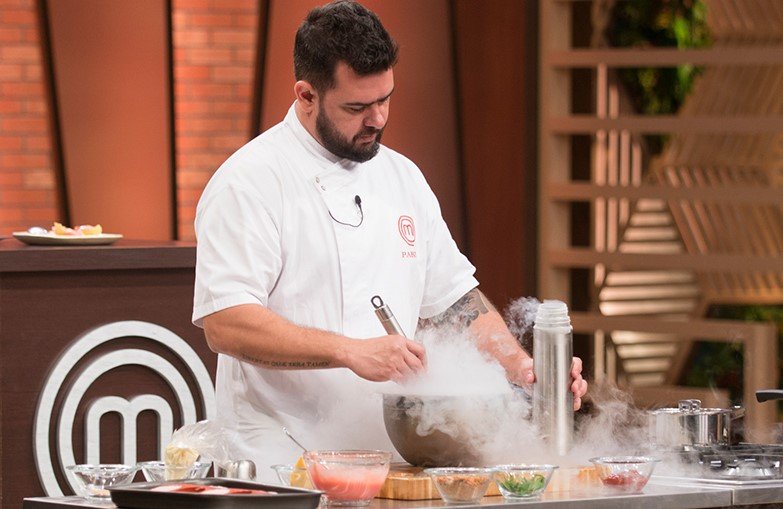 MasterChef Profissionais 2022: Ananda tem eliminação emocionante