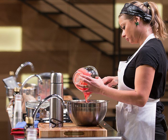 MasterChef Profissionais 2022: Ananda tem eliminação emocionante