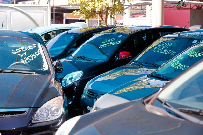 Como comprar carro usado: veja dicas importantes