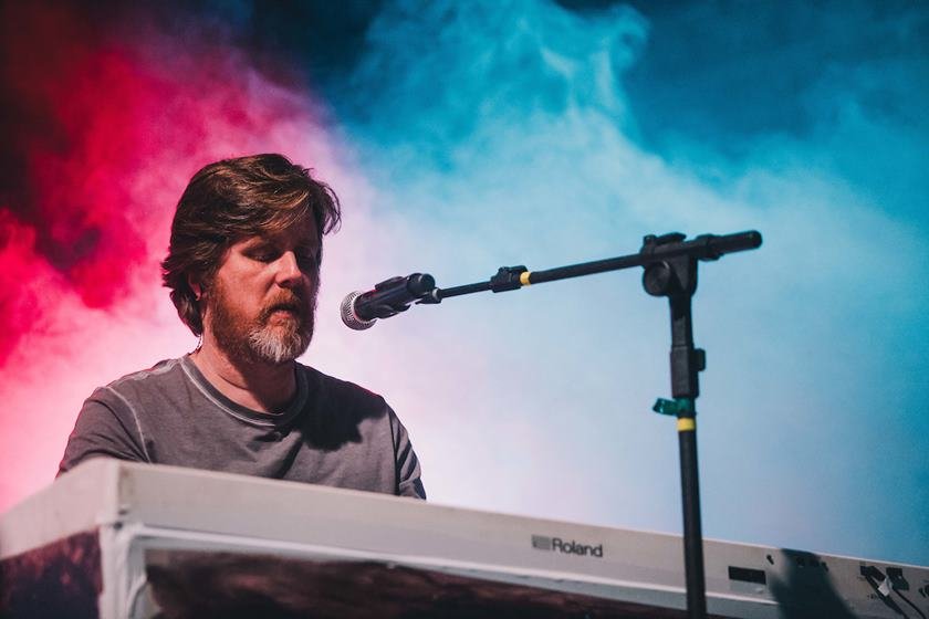 Vocalista do Biquíni Cavadão passa por cirurgia para retirada de tumor 4