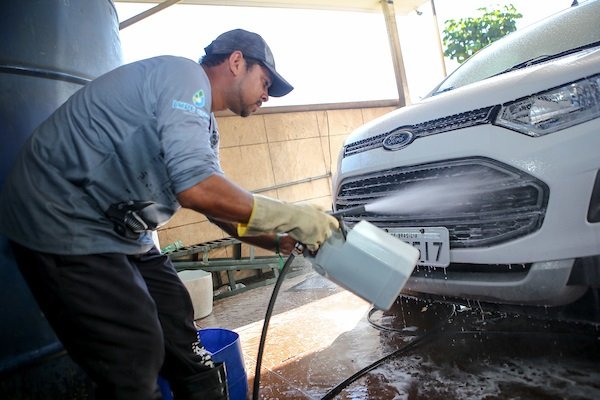 Brasília (DF), 05/09/2018 Batcar, primeira loja express de veículos do DF. Local: Terraço Shopping. Foto: Filipe Cardoso/Especial para o Metrópoles
