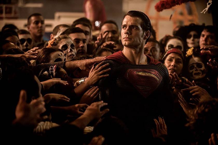 Warner divulga trailer de Batman vs Superman