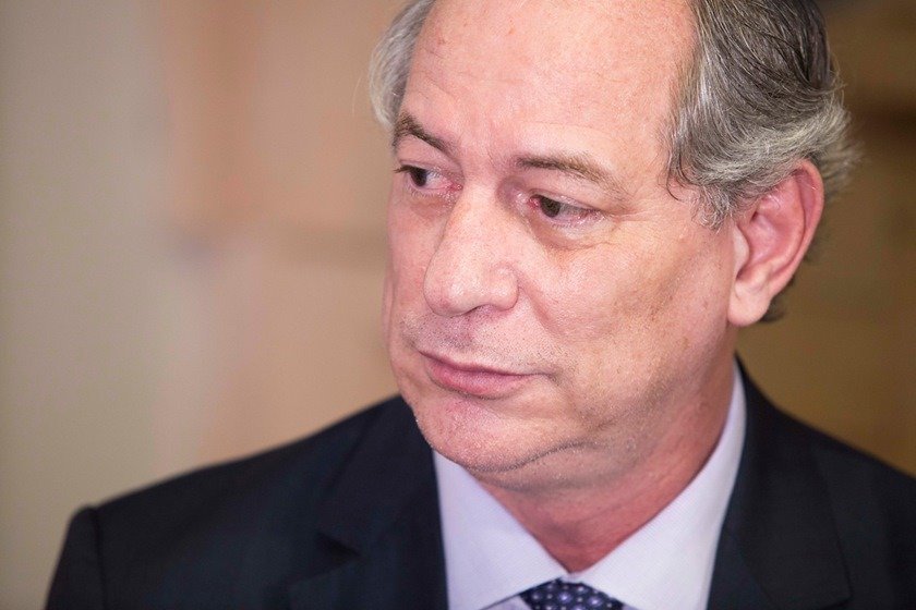 TSE nega direito de resposta a Ciro contra revista Veja Metr poles