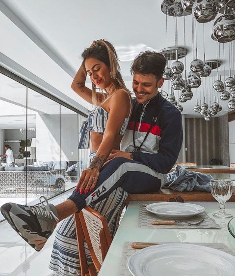 Saulo Poncio e Gabi Brant