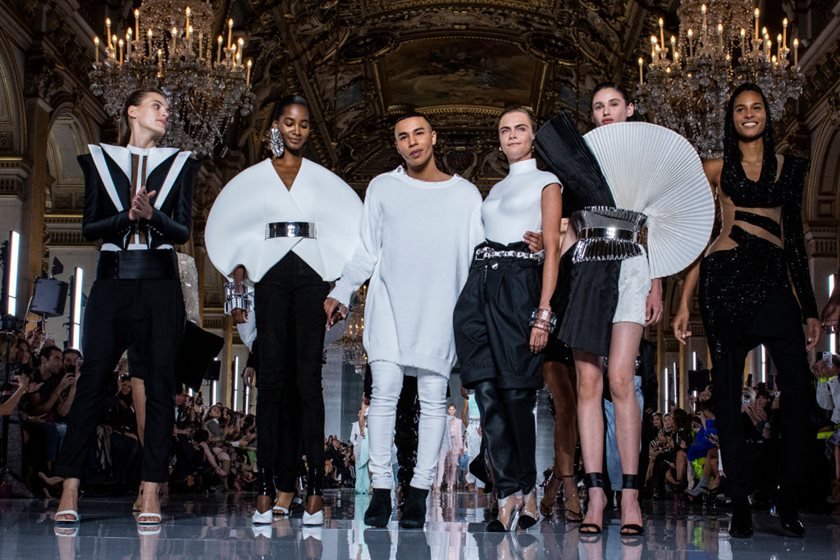 Balmain : Runway – Paris Fashion Week Womenswear Spring/Summer11 2019