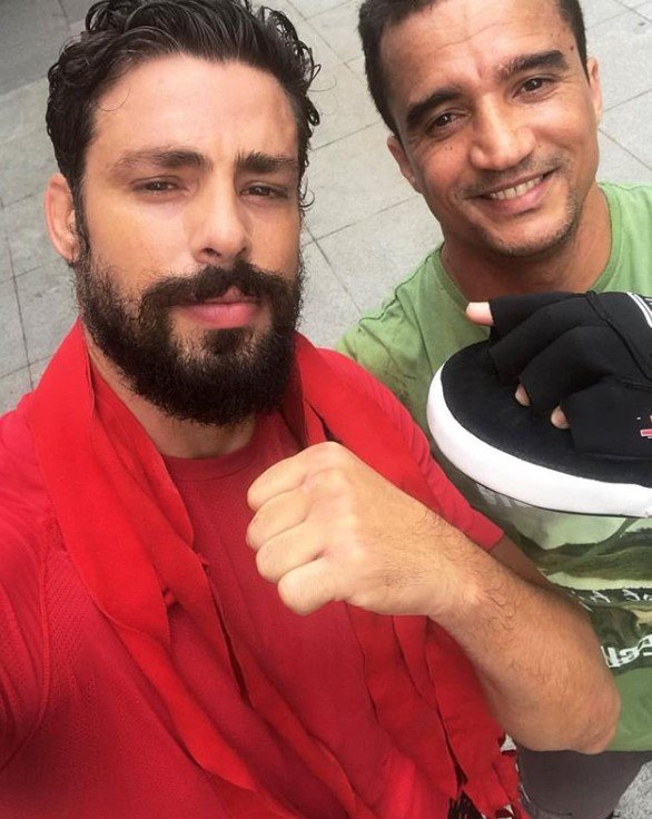 Cauã Reymond