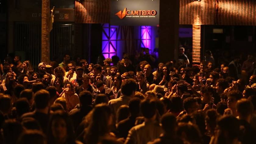 Samba Urgente red