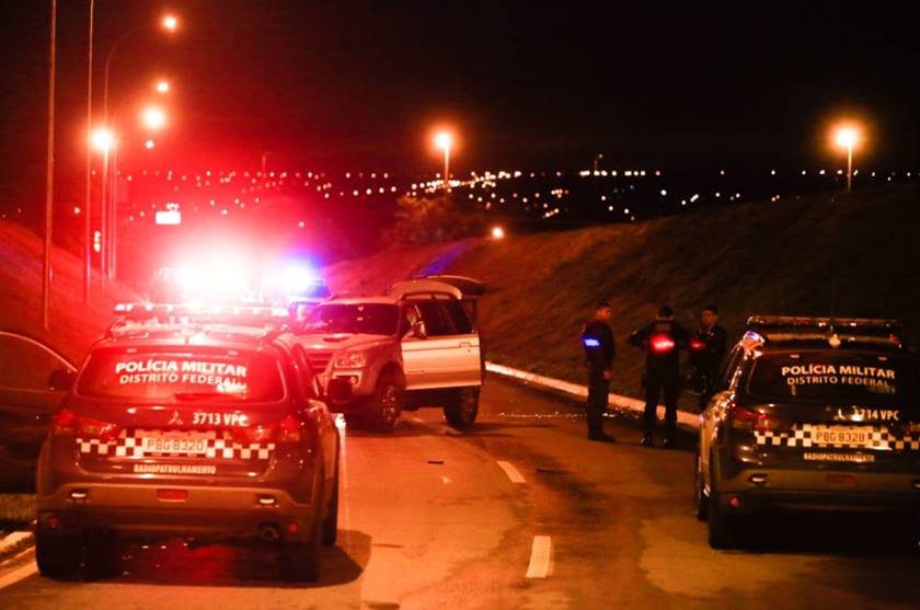 Polícia impede explosão de caixas eletrônicos em Buriti Alegre – Policia  Civil do Estado de Goiás