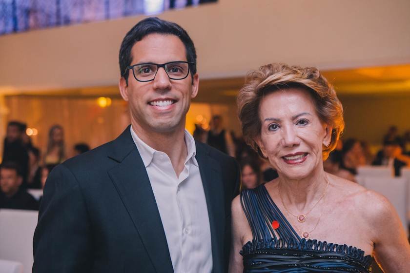 Profissionais da saúde marcam presença no Prêmio Gestor de ...