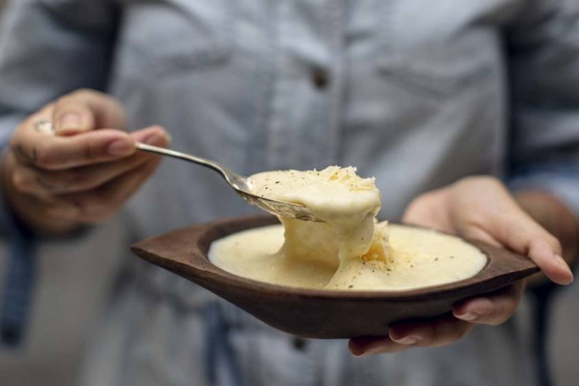 Como fazer bolo de cuscuz cremoso e delicioso - Cada Receita, Receita