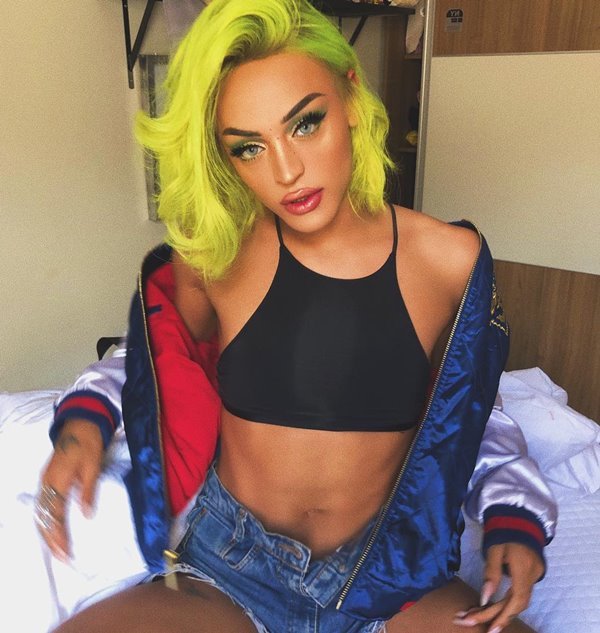 pabllovittar_42811290_258303448217265_6271624519285200723_n