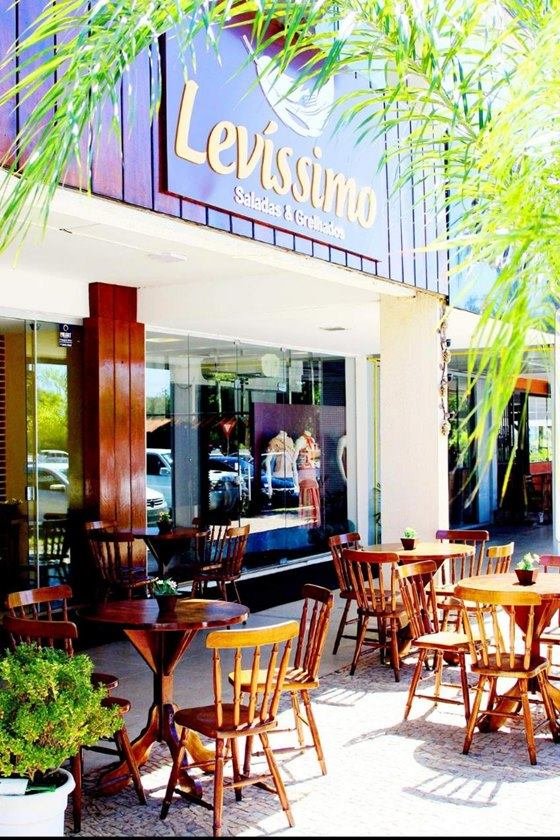 Fachada Levíssimo