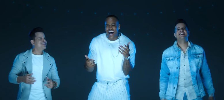 Meio Seu - João Neto e Frederico feat. Léo Santana - participação Emilly e Mayla