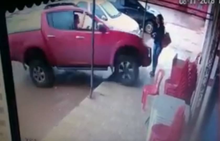 Motorista que atropelou mulher em calçada se apresenta e é liberado