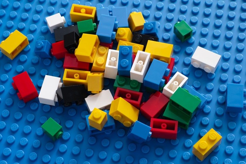 Lego anuncia peças em braille para desenvolver habilidades de