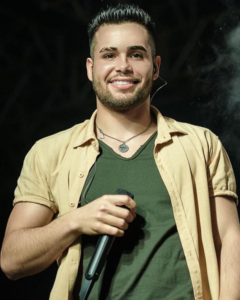 Temendo prisão, Jerry Smith encerra show brigas, saques e vandalismo