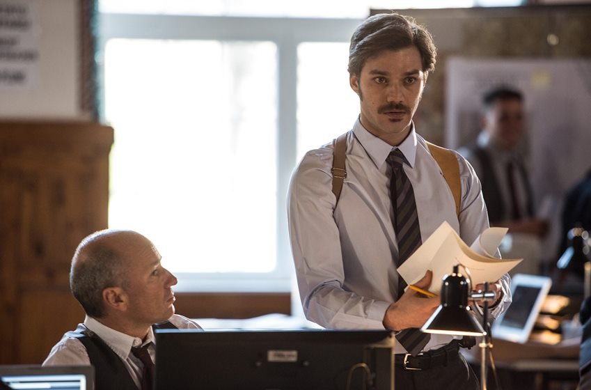 a garota na névoa cred deaplaneta