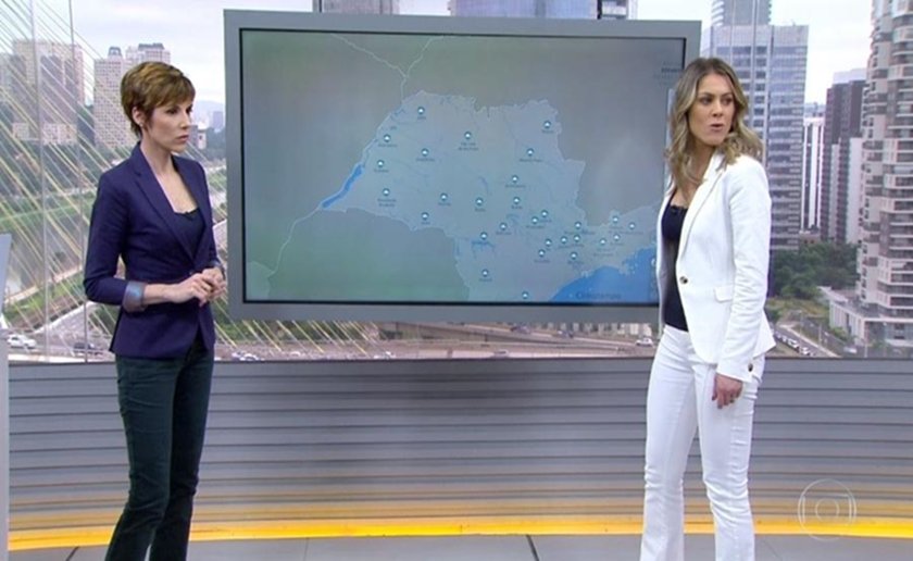 Extintor de incêndio cai durante Bom Dia Brasil e assusta jornalistas | Metrópoles Extintor de incêndio cai durante Bom Dia Brasil e assusta jornalistas | Metrópoles