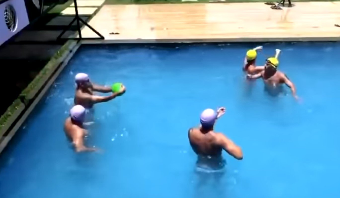 CATIAPAGANOTE PISCINA