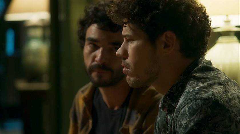 O Sétimo Guardião – Júnior (José Loreto) e Geandro (Caio Blat) – Reprodução TV Globo