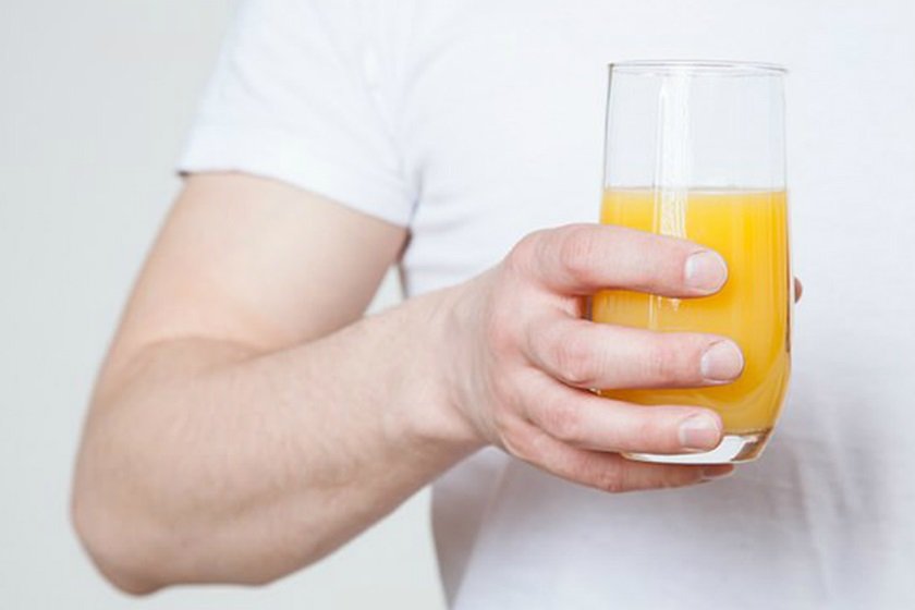 Mito ou verdade: suco de laranja precisa ser evitado em dietas?