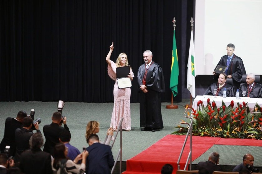 Celina Leão - diplomação