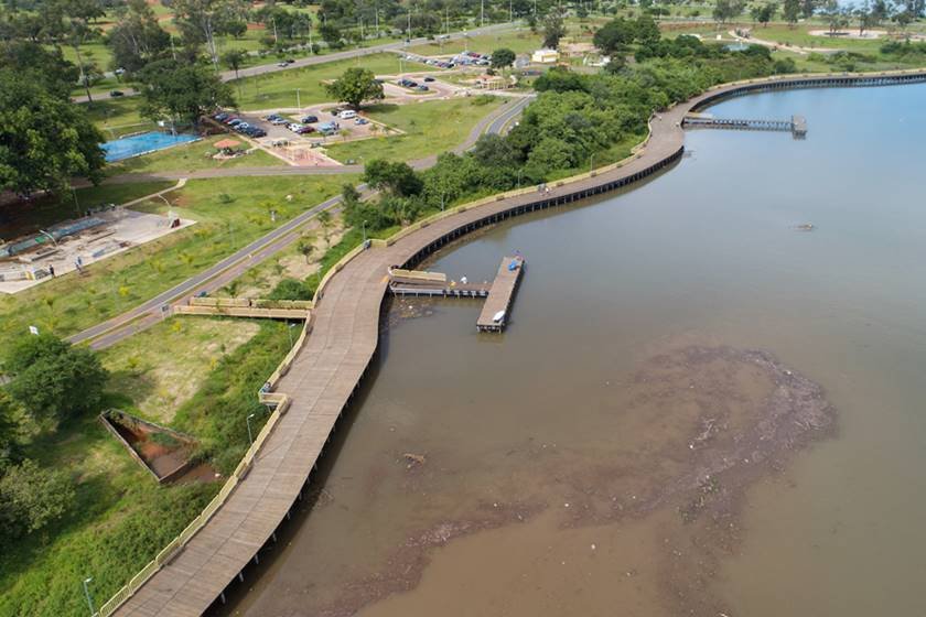De Esgotos e carrapatos, lago Paranoá apresenta riscos de acordo com laudo da ADASA. Brasília(DF), 25/12/2018