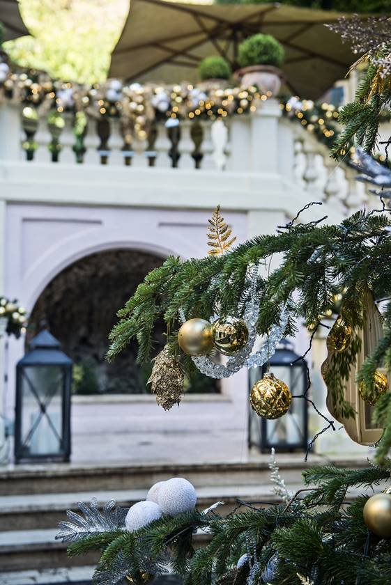 Xmas Decorations_DeRussie_DeGrisogono (7)