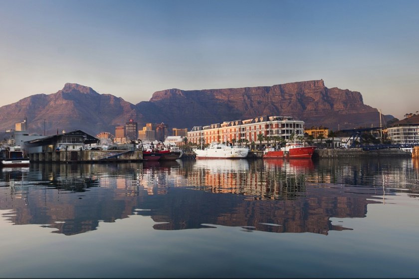 Waterfront Cape Town reflection in the morning