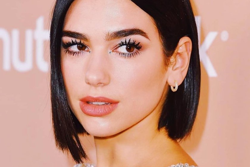 dua lipa-cilios