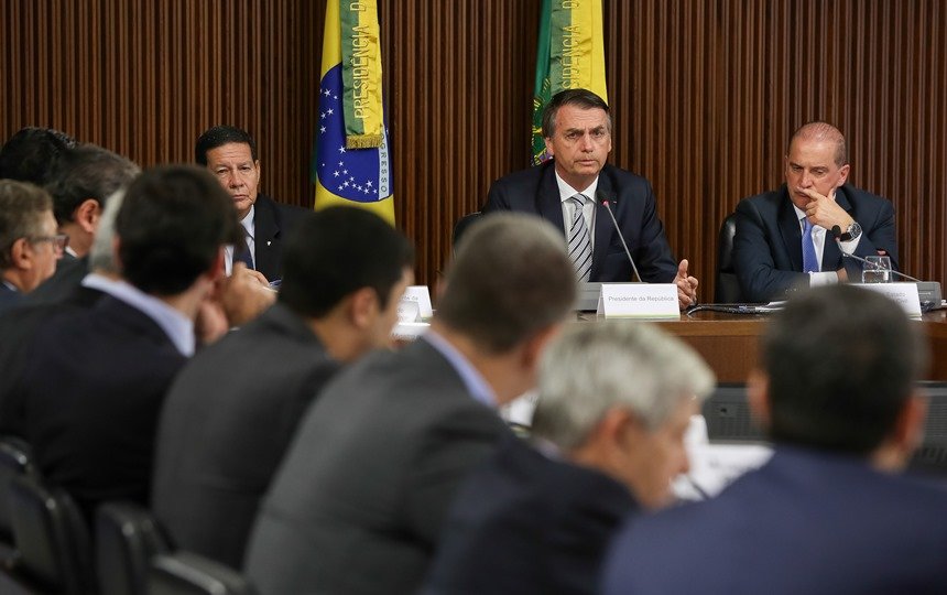 Relembre as polêmicas da ministra Damares Alves