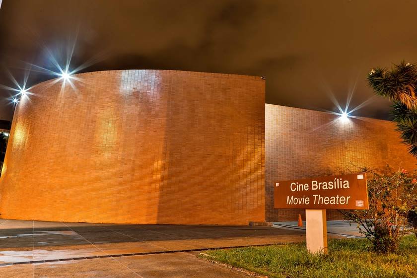 Brasília (DF), 09/06/2017 Fachada Cine Brasilia – LivroLocal: