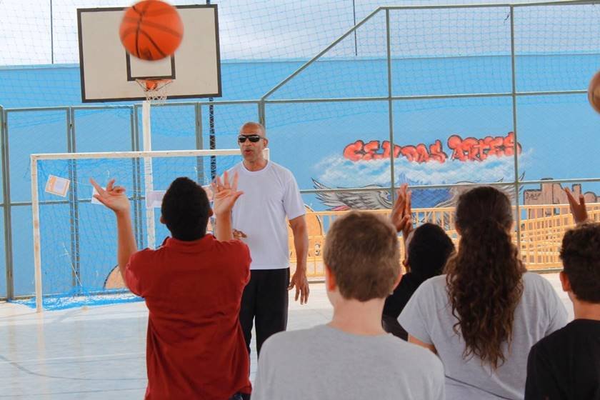 Projeto que une basquete e aulas de reforço será levado para Ceilândia