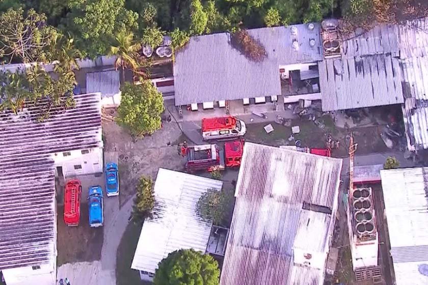 Base do Flamengo volta ao trabalho com sobreviventes de incêndio