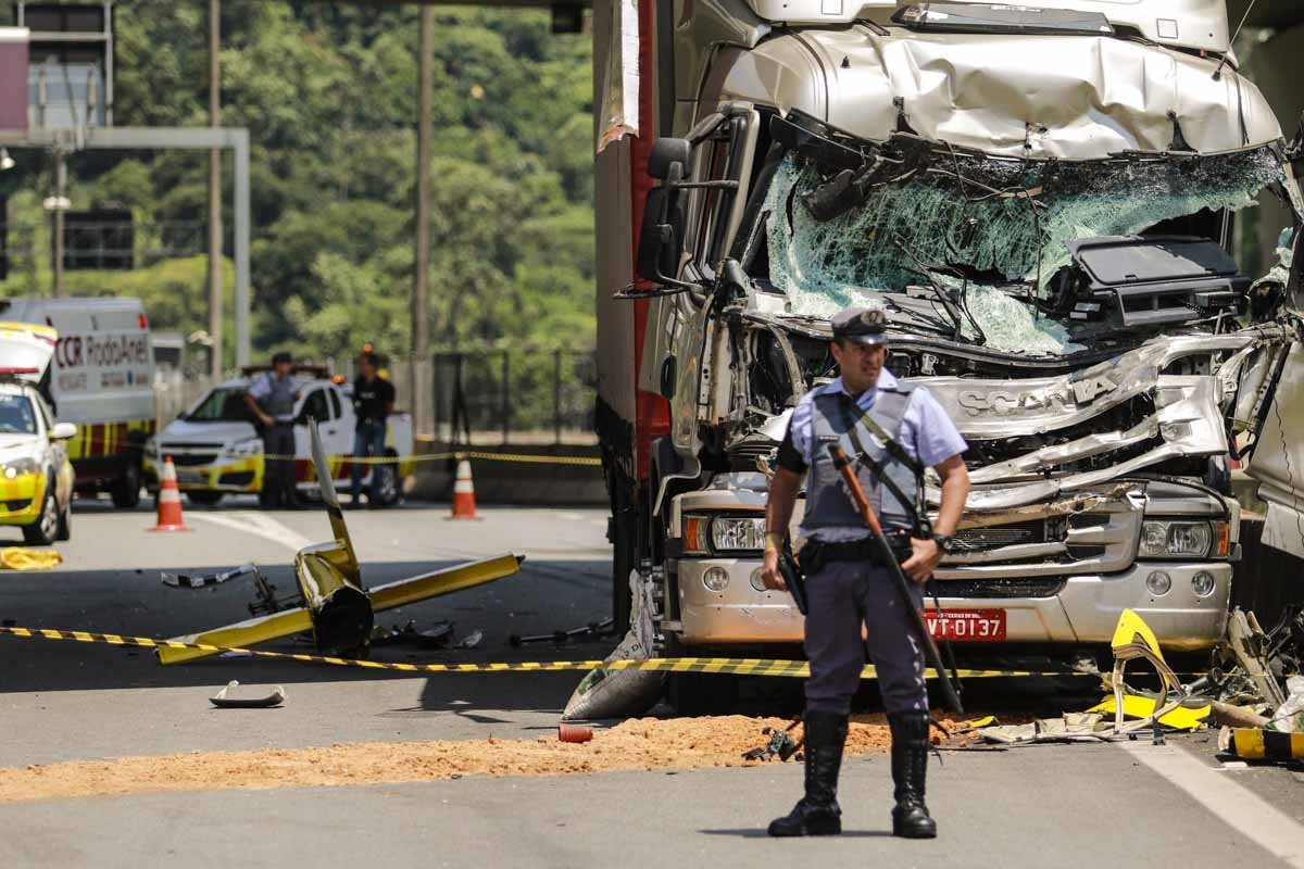 Jornalista Ricardo Boechat morre em queda de helicÛptero