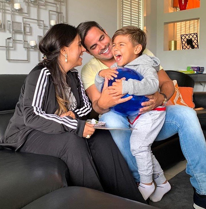 Kaká Diniz, Simone e o filho, Henry
